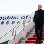 رئیس جمهور وارد سنندج شد.